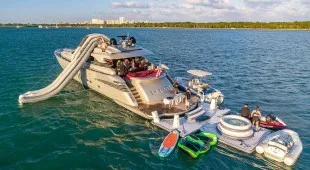 Pershing "regal" Bahamas, USA - Florida East Coast